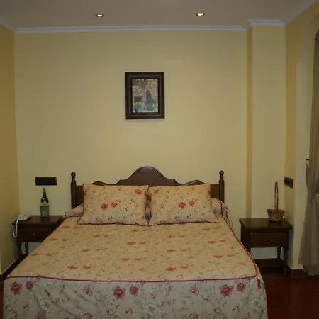 Hotel Somonte Quintes