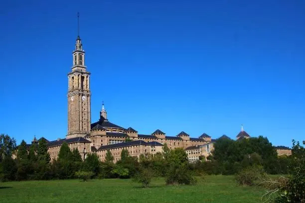 Hotel Somonte Quintes